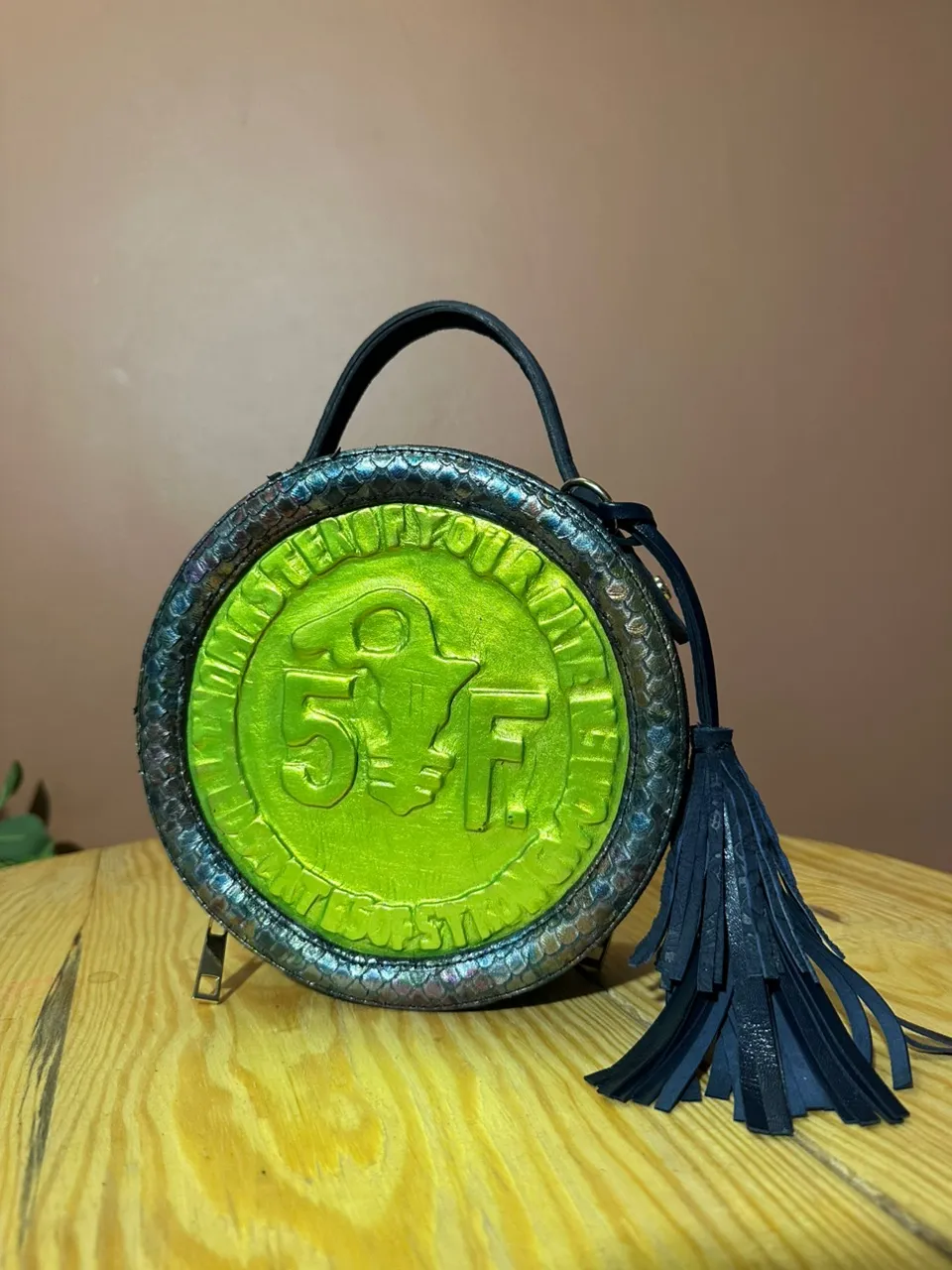 Sac Deureum Acid Flower medium size